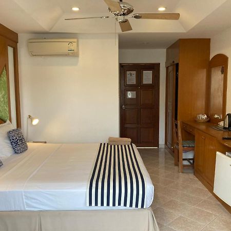 Waree'S Guesthouse Kata Beach  Exterior photo