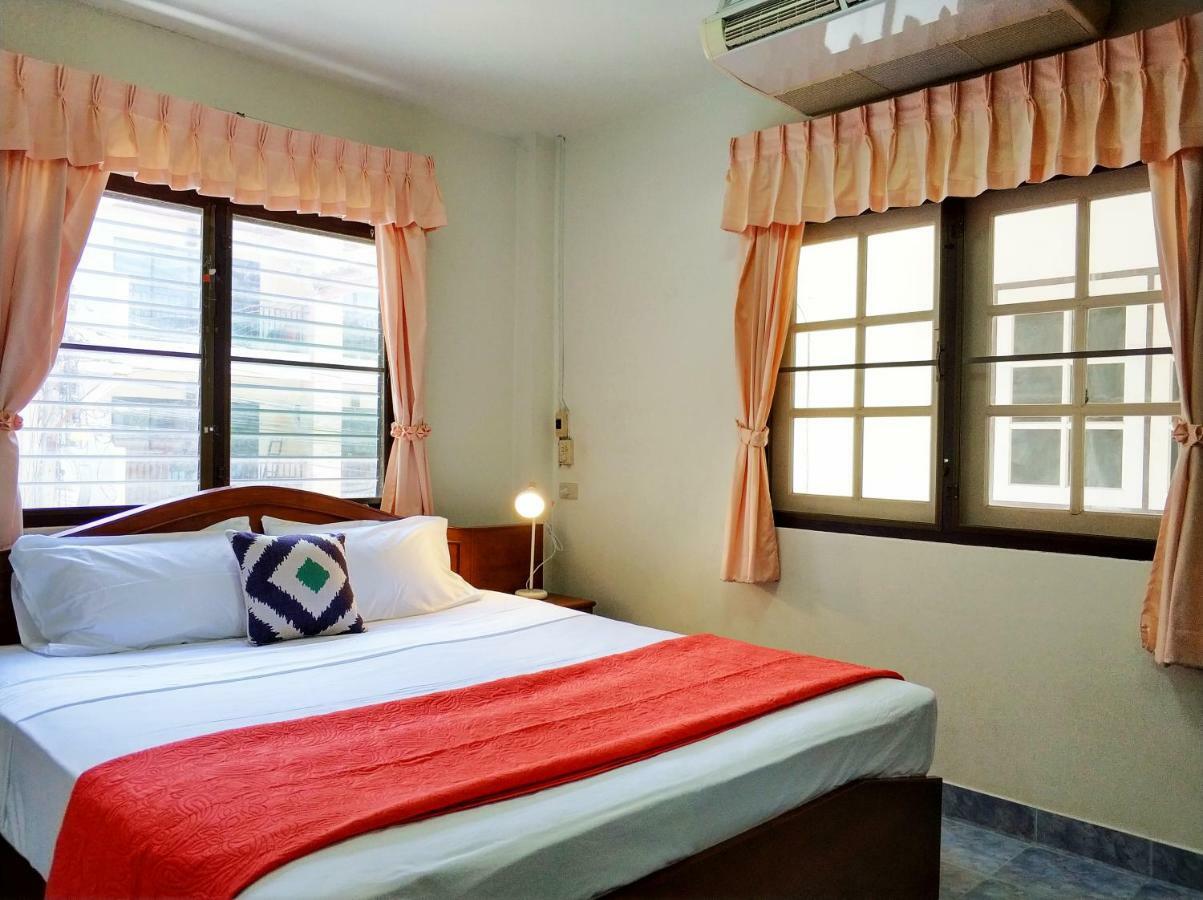 Waree'S Guesthouse Kata Beach  Exterior photo