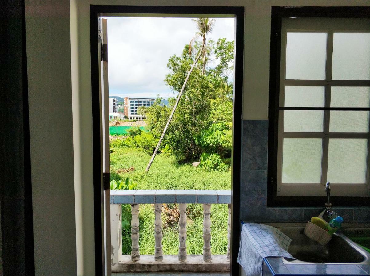 Waree'S Guesthouse Kata Beach  Exterior photo
